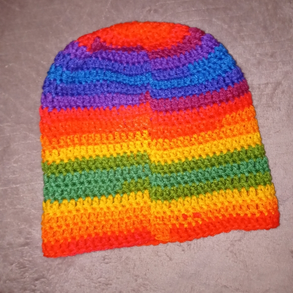 NEW Unisex Rainbow Hand Crocheted Beanie Hat - Picture 5 of 7